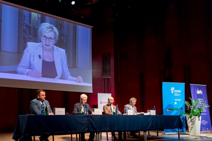 Konferencja - Energia napędza rozwój