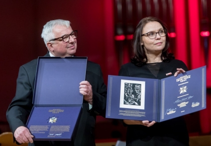 WRĘCZONO GWIAZDY GÓRNOŚLĄSKIE NAWIĄZUJĄCE DO HISTORYCZNEGO ODZNACZENIA Z CZASÓW II RZECZPOSPOLITEJ