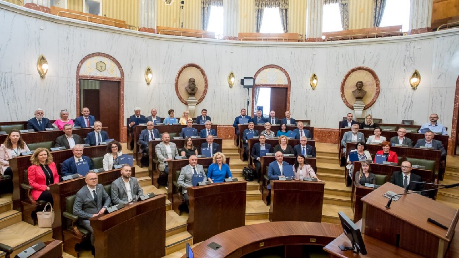 Są pieniądze na drogi dla 49 gmin wojewódzwa śląskiego. To 11,5 mln zł!