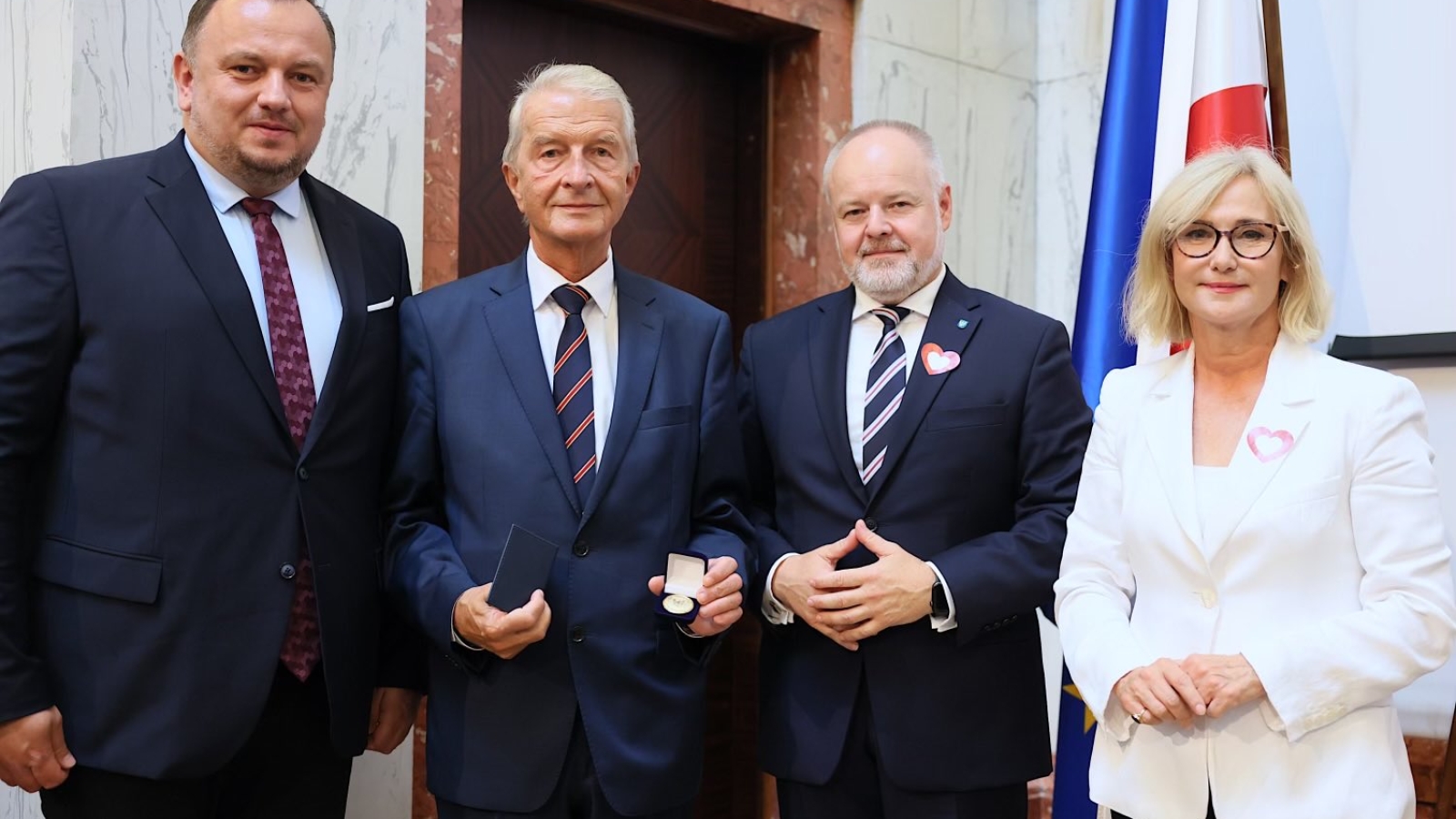 Po dwóch miesiącach wakacyjnej przerwy obradował Sejmik. Odznaka Honorowa dla prof. dr. hab. n. med. Andrzeja Lekstona