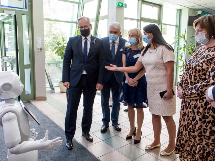 Minister Zdrowia Adam Niedzielski odwiedził Centrum Pediatrii w Sosnowcu