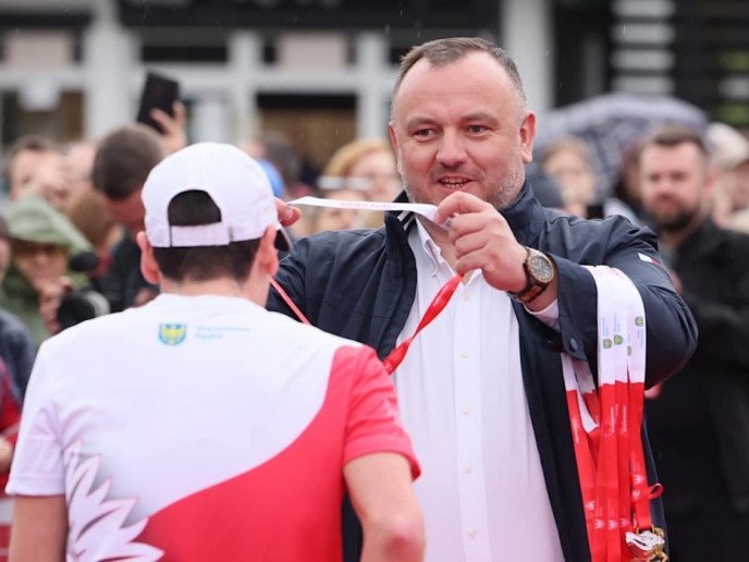 Bieg Bohaterów w cieniu biało-czerwonych flag